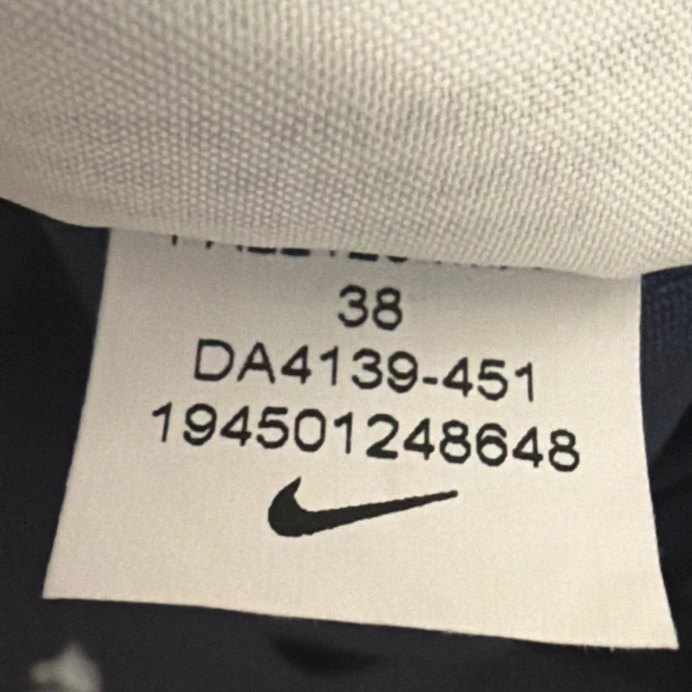 Nike Dri-FIT Chino Shorts Mens 38 Navy Blue Stretch Golf Casual DA4139-451